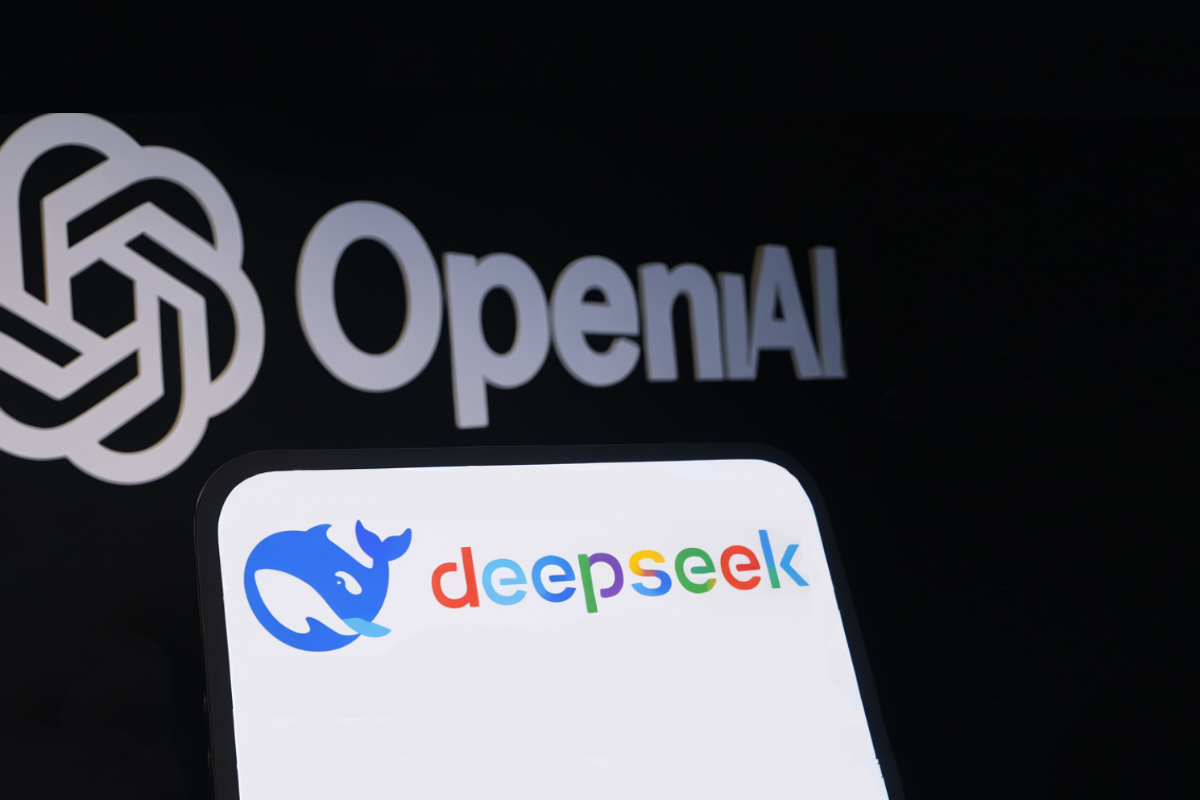 Imagen de la noticia ¡Guerra abierta entre las IA! OpenIA acusa a DeepSeek de algo que ellos ya hicieron